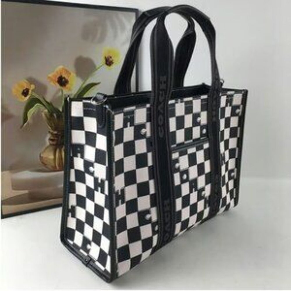 🍄Smith Tote With Checkerboard Print CR101 - Picture 4 of 5
